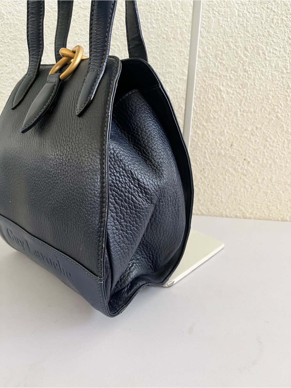 Guy Laroche vintage leather bag - Picture 4 of 9